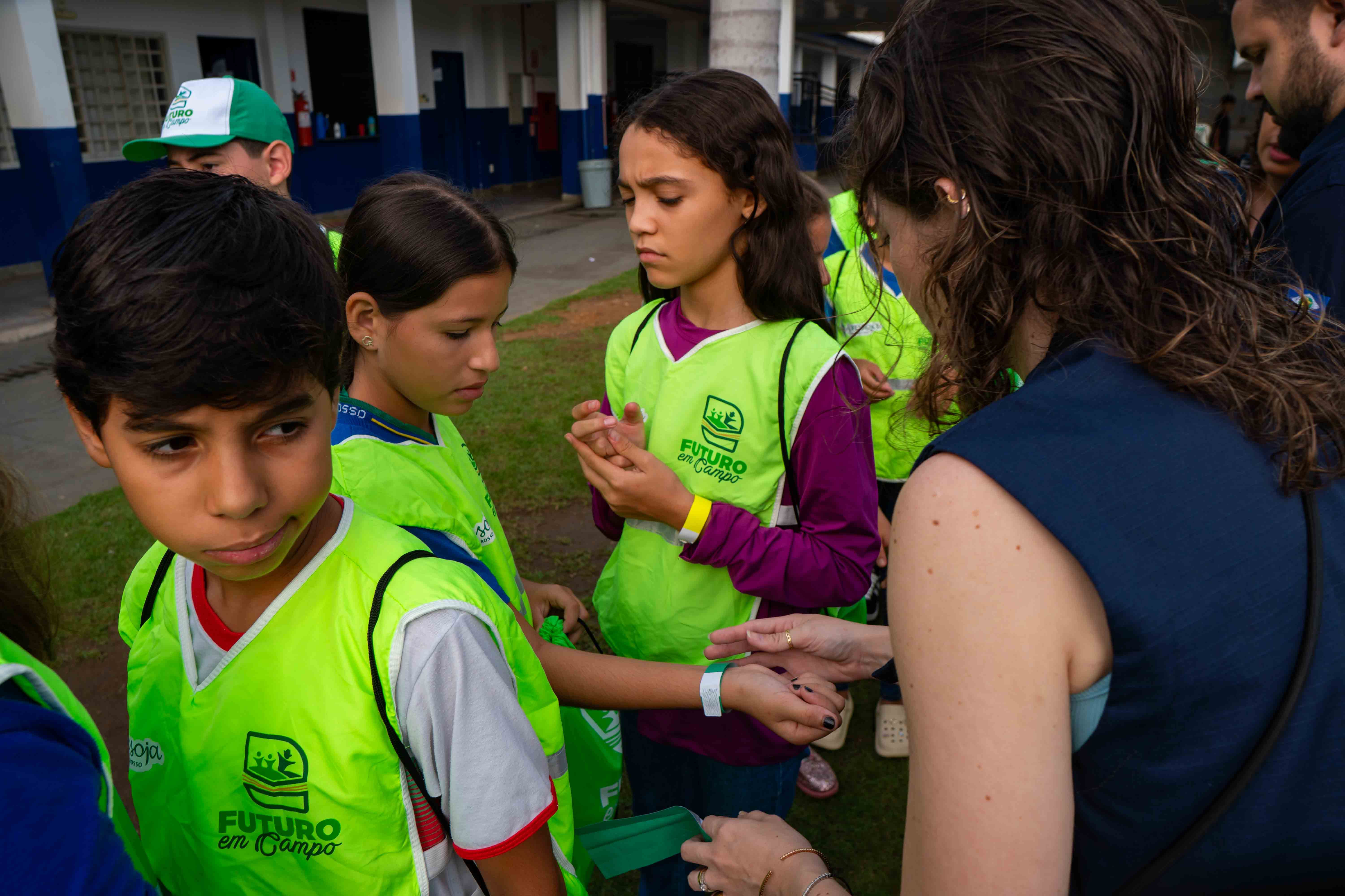 Última edição do Futuro em Campo 2025 leva crianças para vivência no agro em Juara