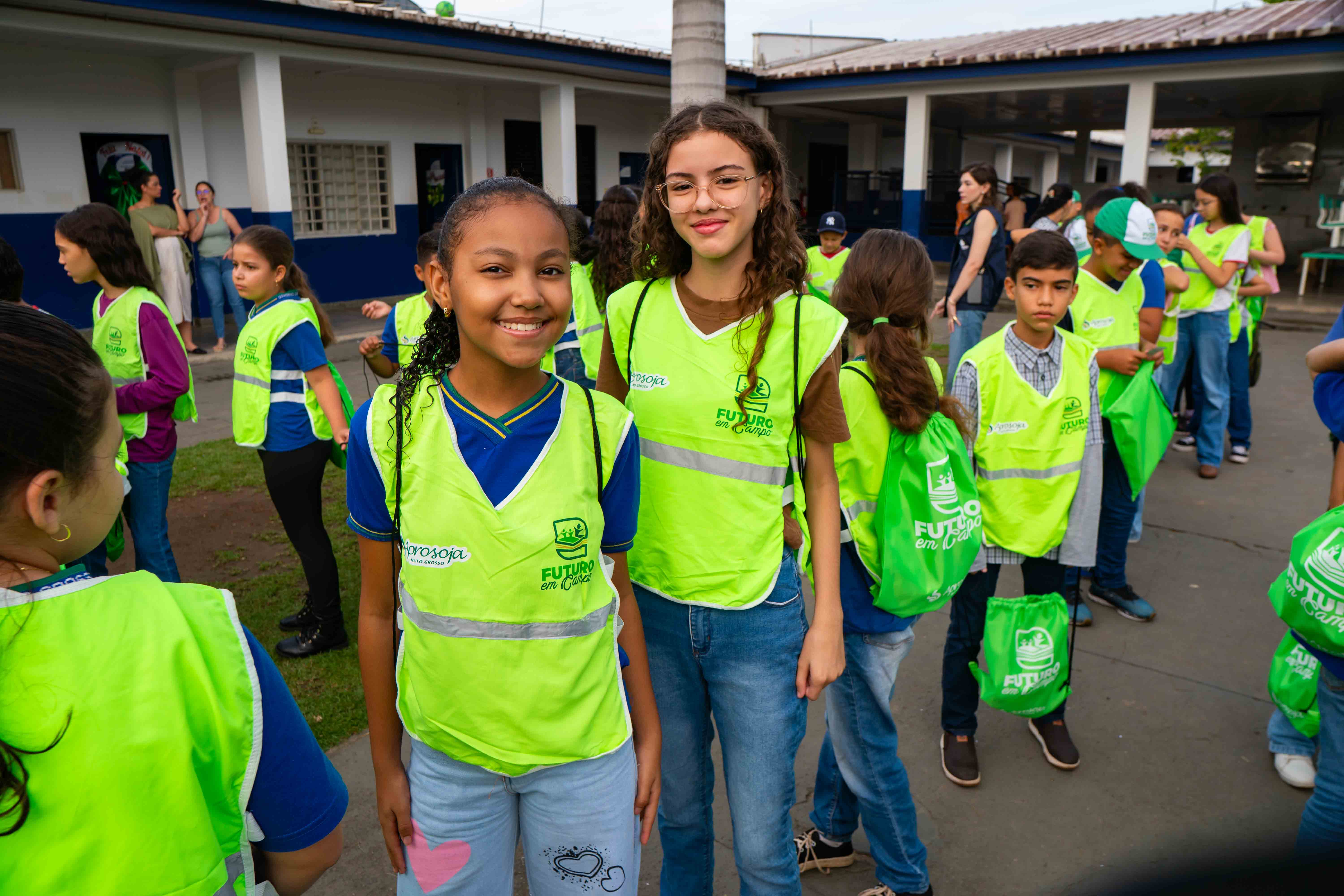 Última edição do Futuro em Campo 2025 leva crianças para vivência no agro em Juara